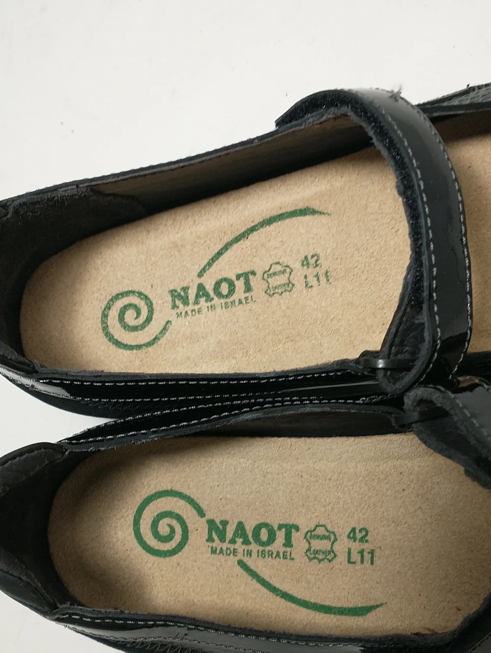 NEW Naot Kirei Black Suede Mary Janes, US 11,